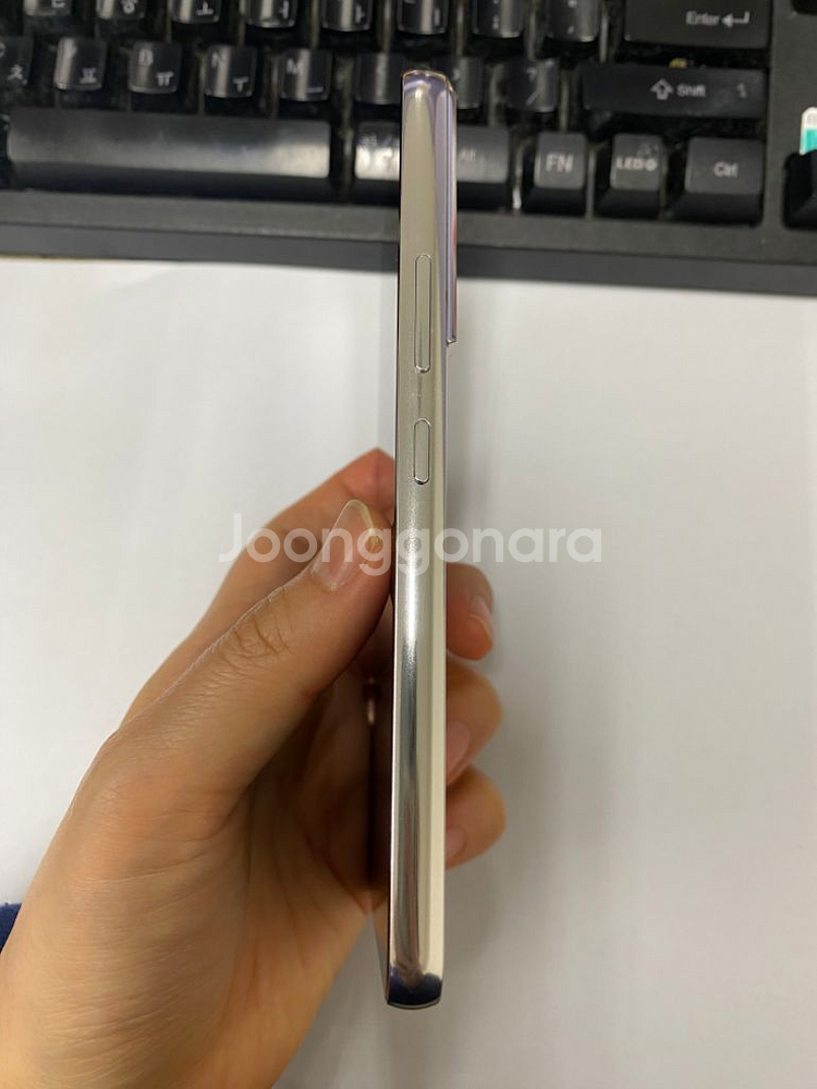 KT 갤럭시S22 화이트 AA급 256G 무잔상--5
