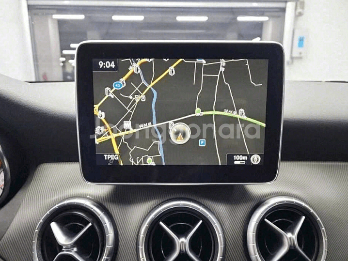 @16년 CLA클래스 CLA 200d 4MATIC 7만--7