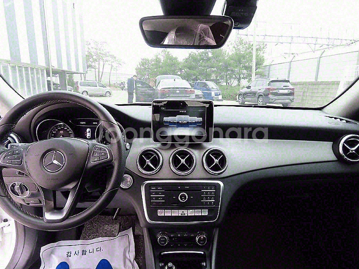 @18년 CLA클래스 CLA 250 4MATIC@무사고--2