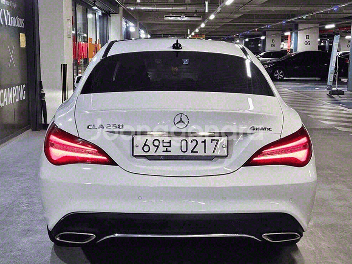 @17년 CLA클래스 CLA 250 4MATIC 8만--1
