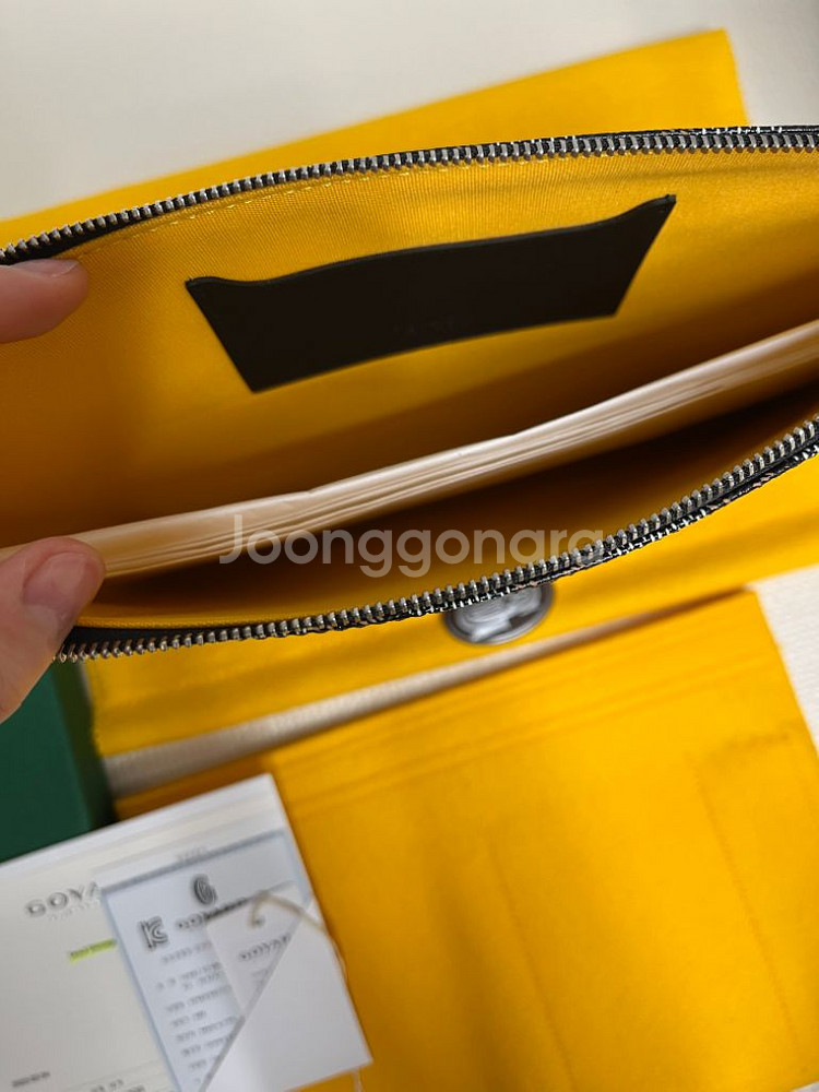 고야드세나클러치 mm블랙색상 판매합니다~--2