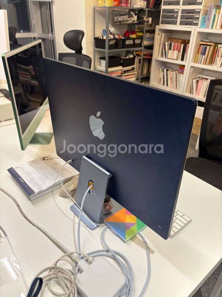 아이맥 24인치 M1 512GB 8GB 블루 급처[풀박--3