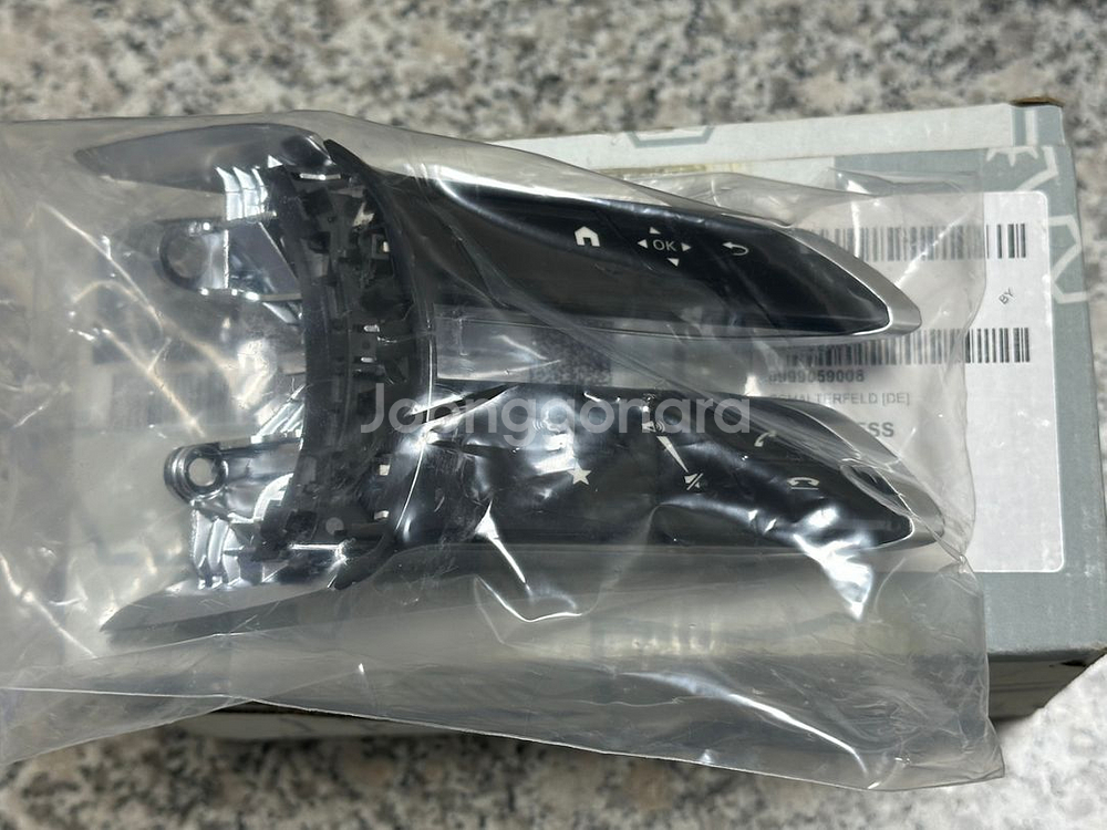 벤츠 AMG 잠자리핸들 스위치 패널 부품 팝니다--4