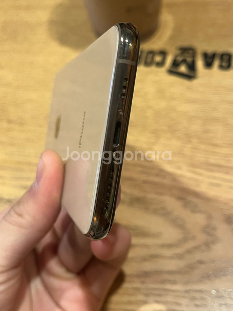 아이폰 xs 256 배터리100 판매합니다--5