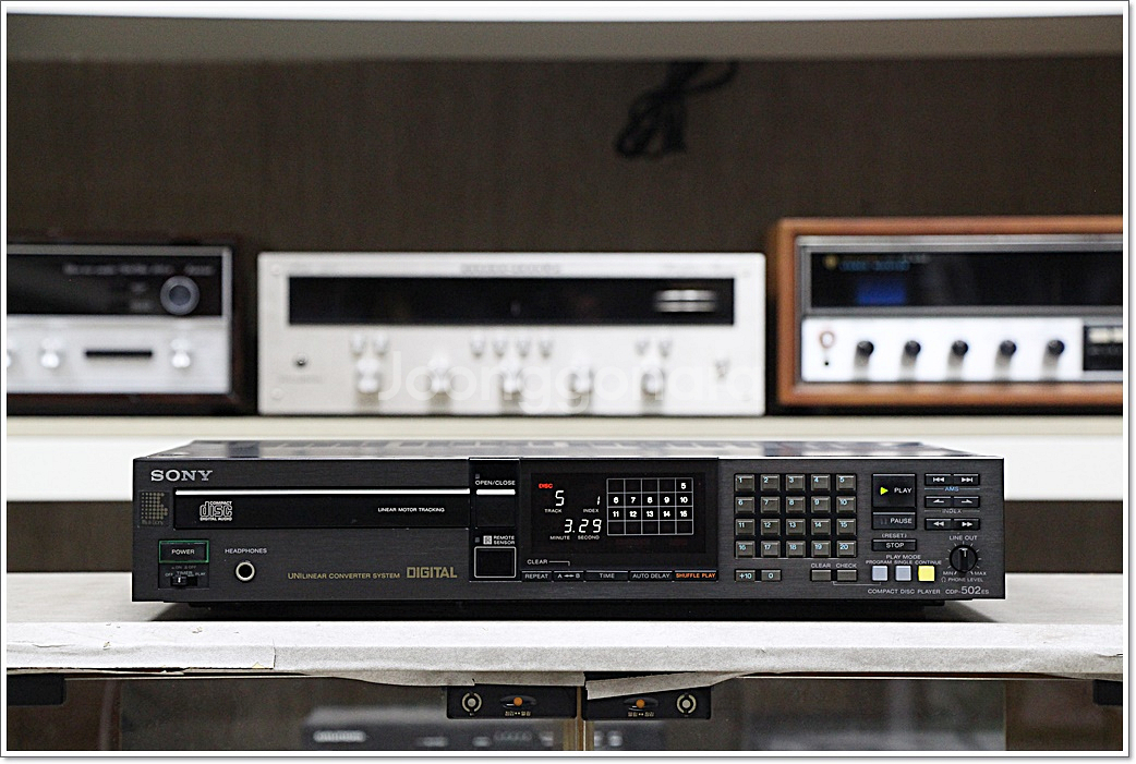 소니 A급 고급형 명기 CD플레이어 CDP-502ES--2