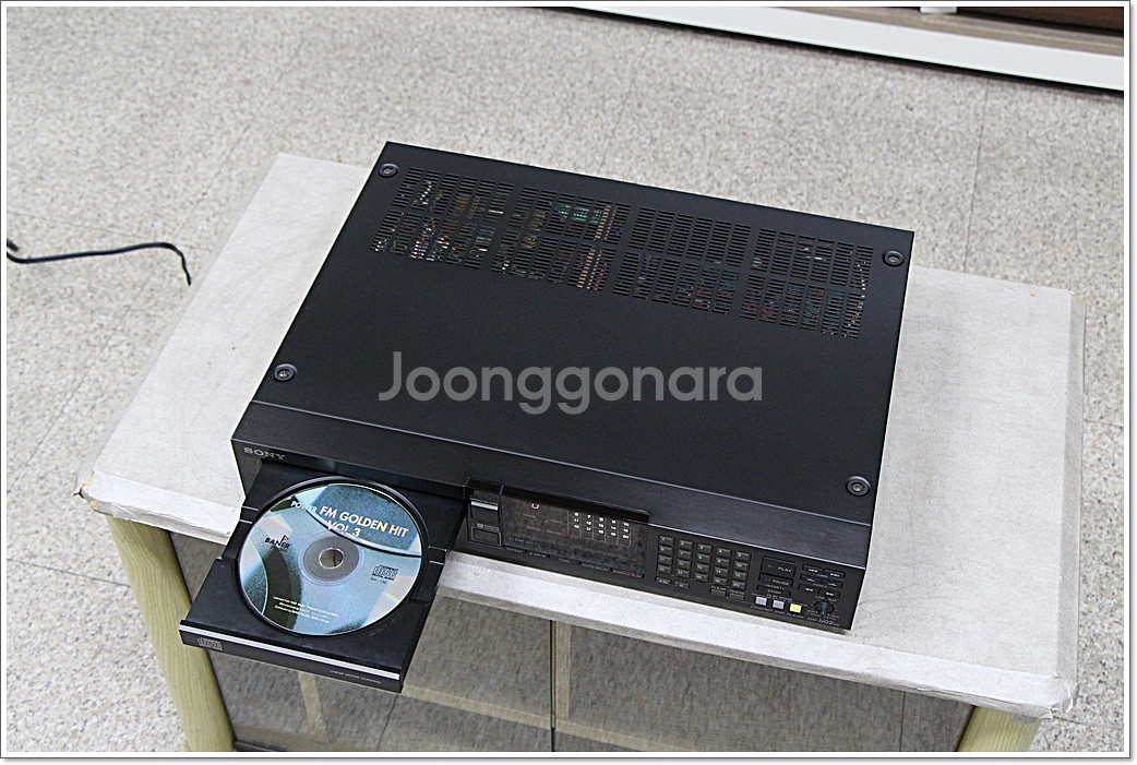 소니 A급 고급형 명기 CD플레이어 CDP-502ES--6