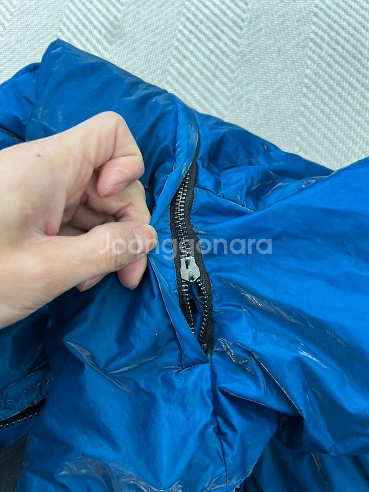 매장판정품) ahirain 아이레인 한섬 유광패딩 L--7