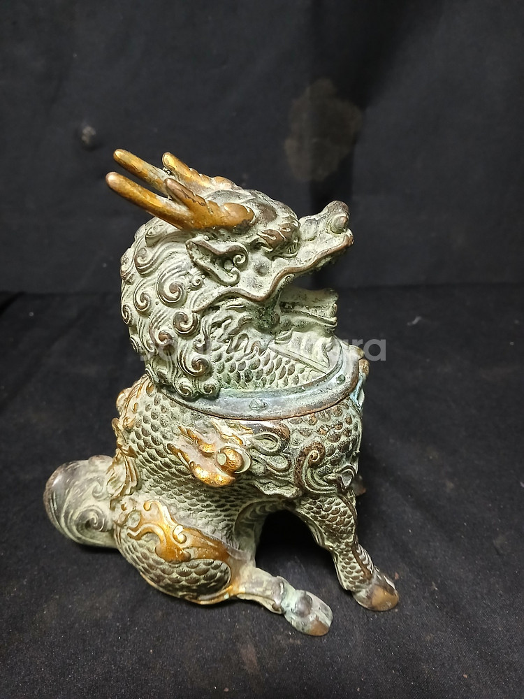 청동금체 희귀 해치상 가로14cm 세로15cm--1