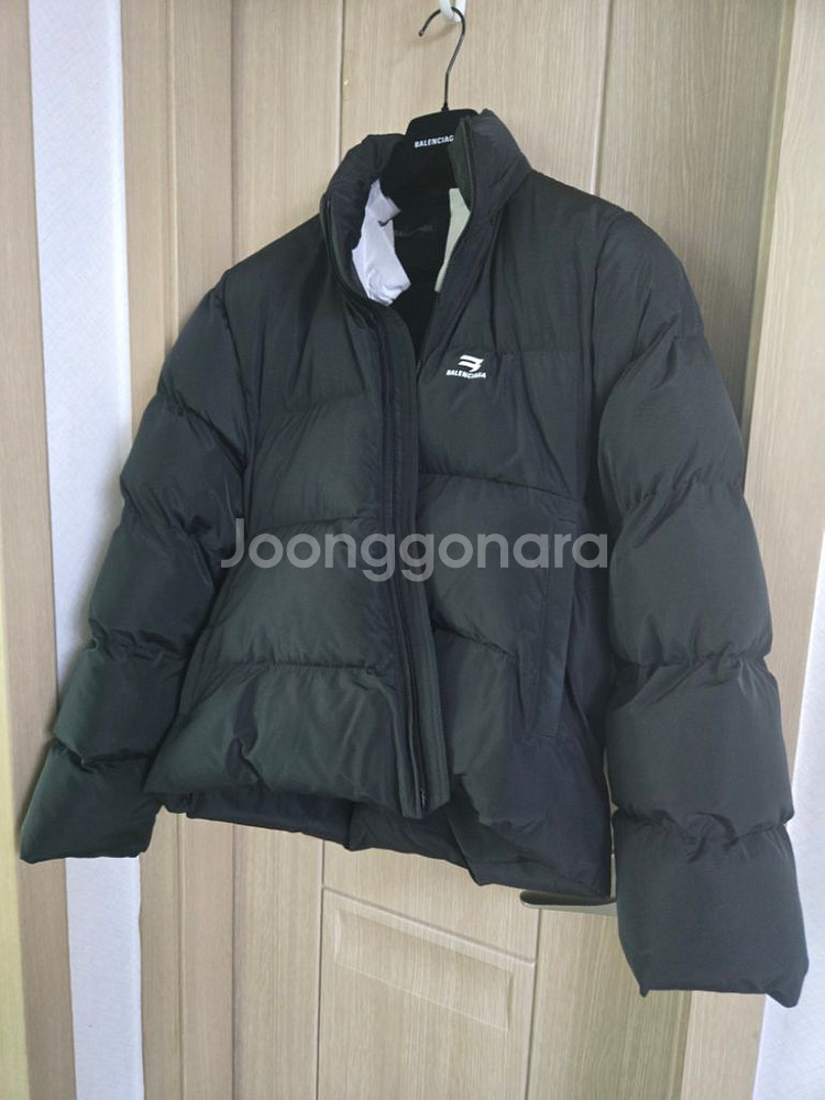 발렌시아가 패딩--1