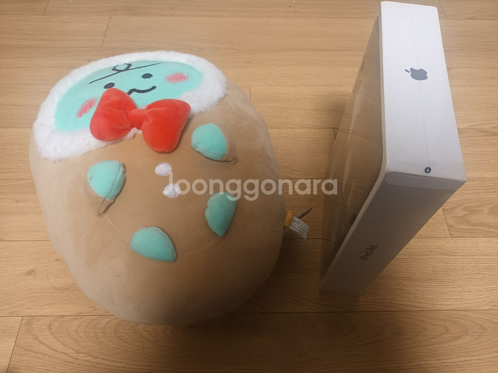 아이패드에어5 미개봉 판매합니다--1