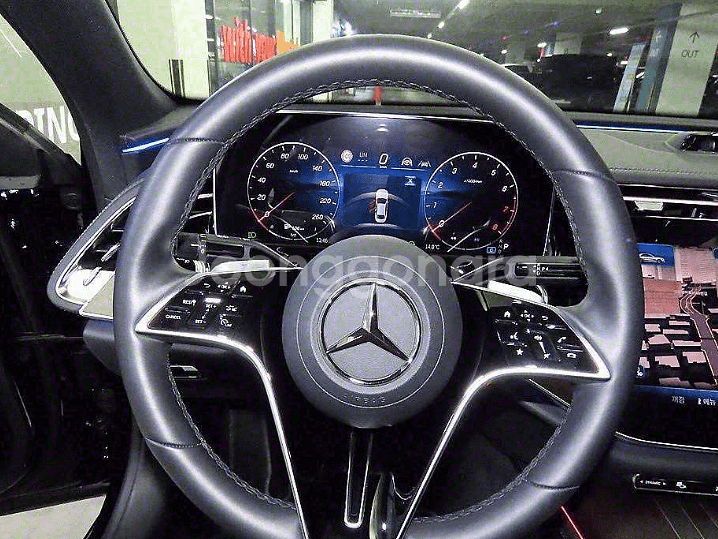 @24년 E-클래스 E300 4MATIC 익스클루시브--4