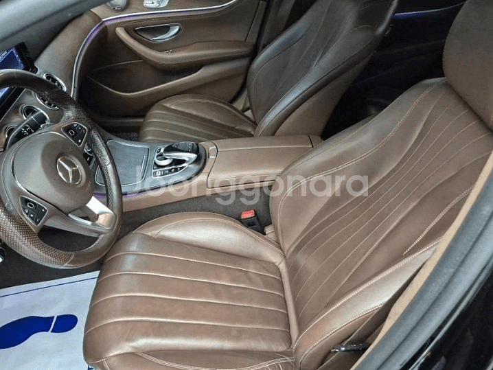 @17년 E-클래스 E220d 4MATIC 익스클루시브--3