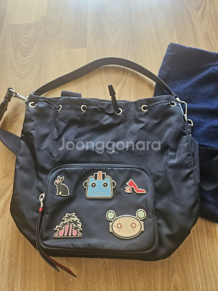 프라다 버킷백--0