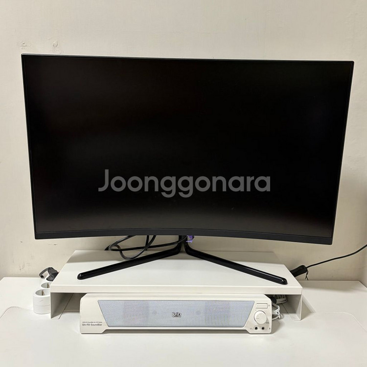 32인치 한성 커브드 4K 모니터 TFX32U06V--1