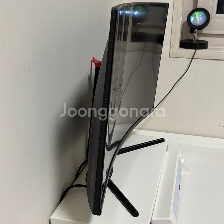 32인치 한성 커브드 4K 모니터 TFX32U06V--3