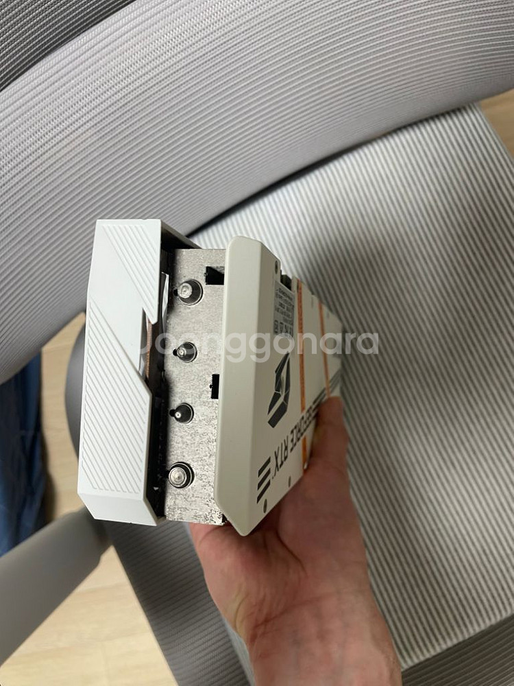 컬러풀그래픽카드 3060ti 8g 팝니다--3