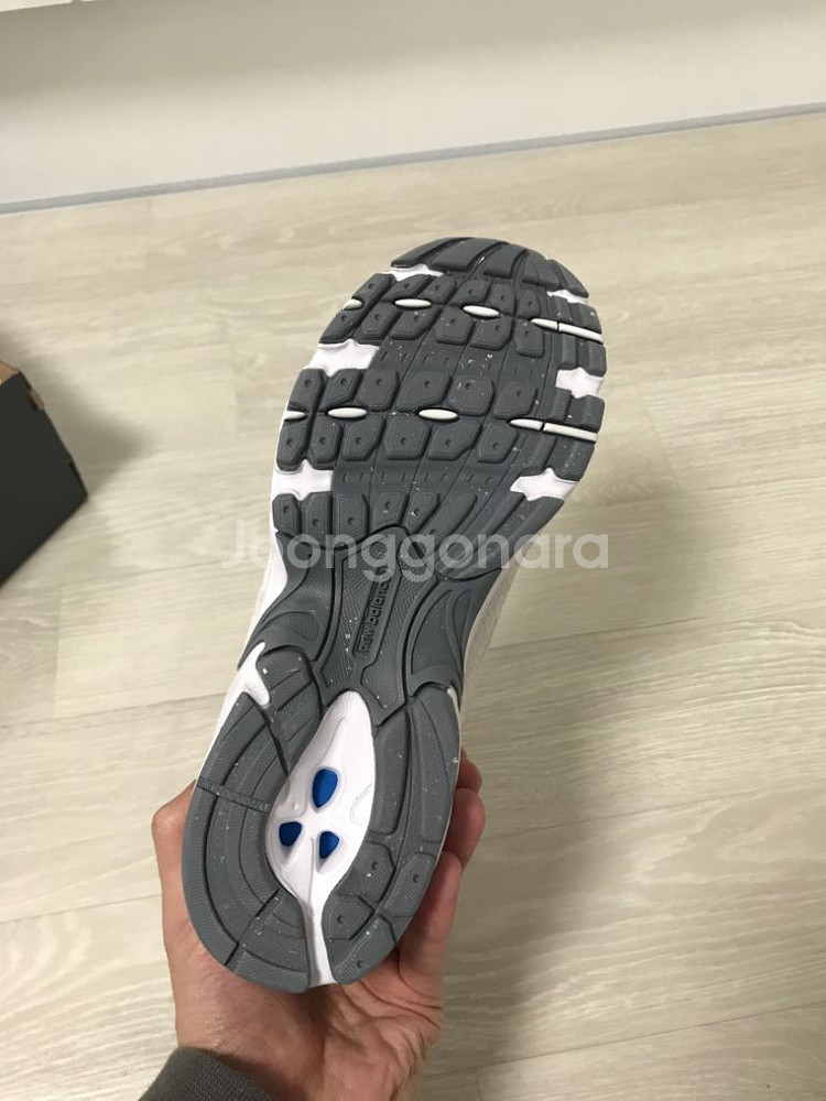 MR530FRN 그레이 새상품 245--2