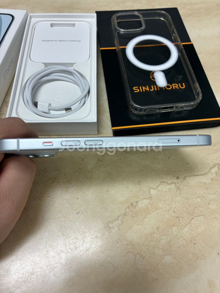 아이폰15 블루 128gb 1달사용 새제품급 100%--1