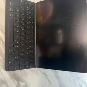 아이패드 에어4 256G +펜슬정품2세대+키보드정품