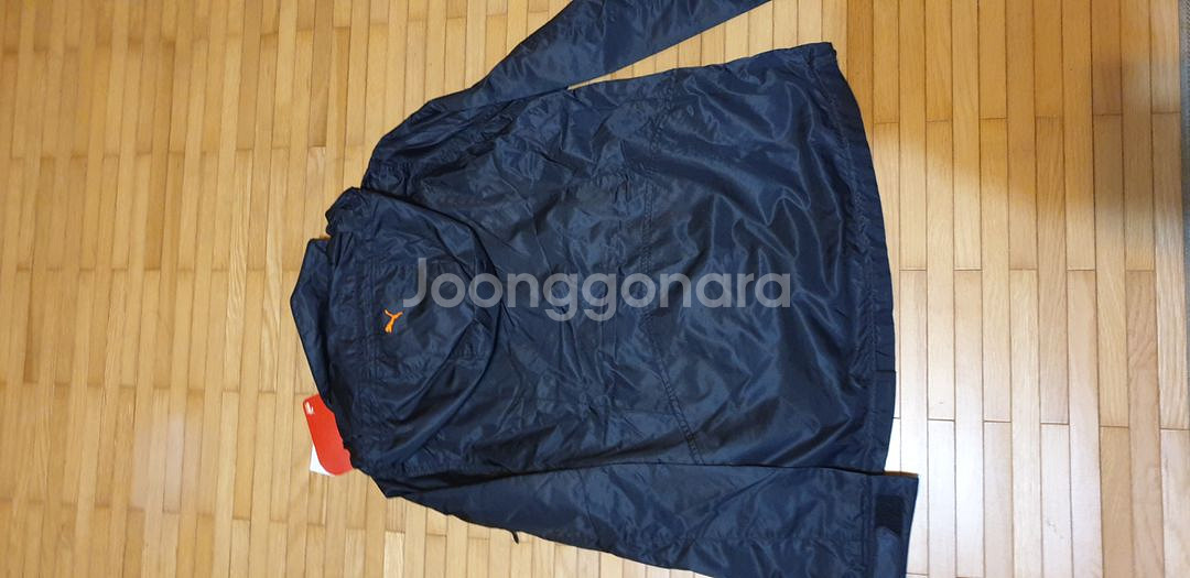 백화점 구입 푸마 점퍼--3