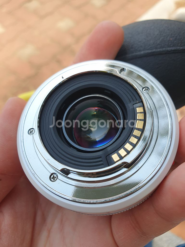 삼성 NX 30MM 단렌즈+uv필터+압뒤캡 상태좋음--3