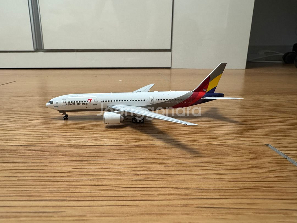 다이캐스팅 비행기 모형 1:400--9