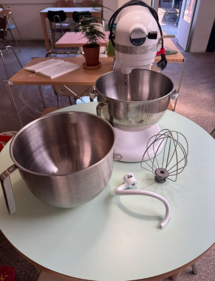 키친에이드 5.5쿼트 반죽기 이미지