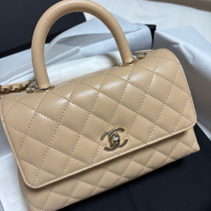 샤넬 코코핸들 스몰(구.미듐) 베이지 판매합니다