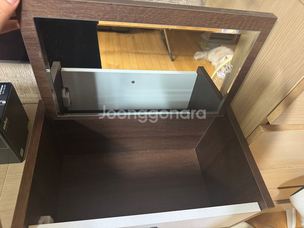 화장품 수납함 (정리함) 팝니다--1