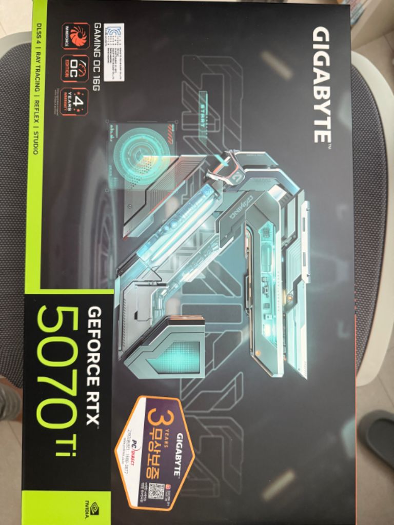 기가바이트 5070ti gaming oc d7 미개봉