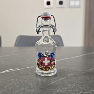 스위스 40ml 유리병, 장식품