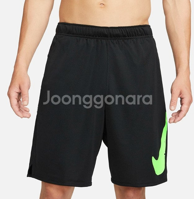 나이키 드라이핏 토탈리티 반바지--1