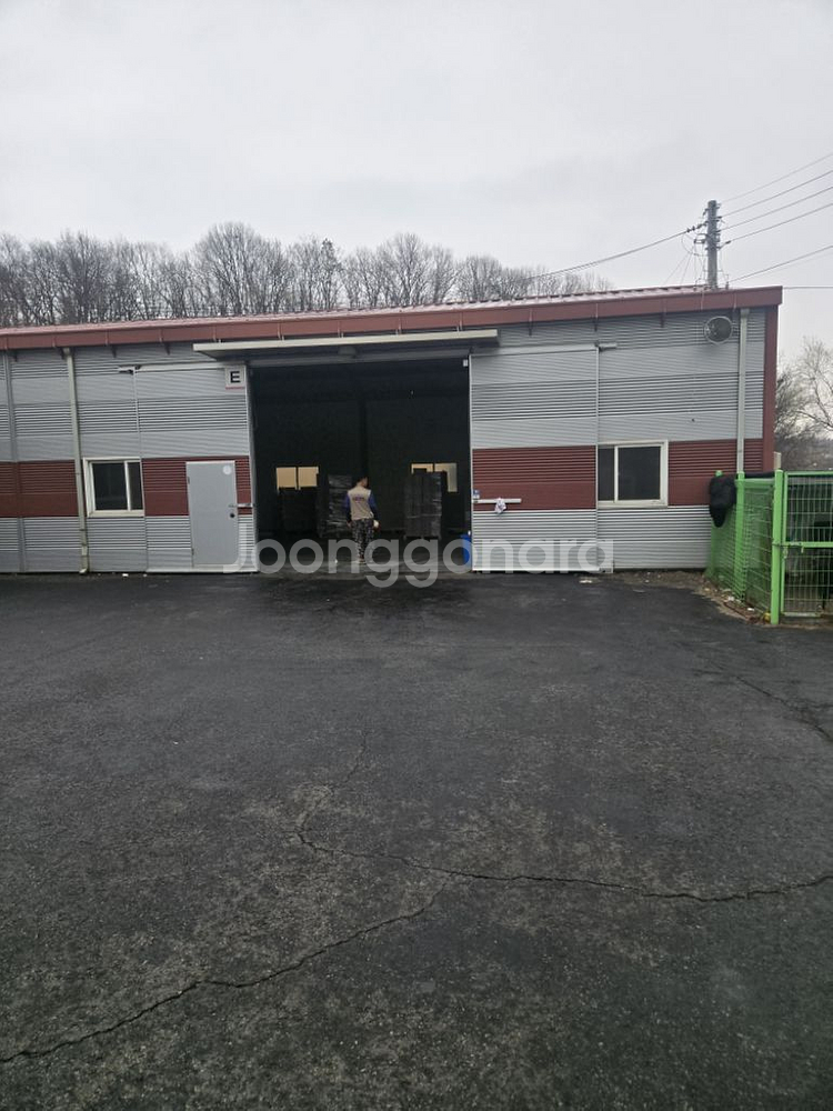 벽체100티및지붕재팝니다--3