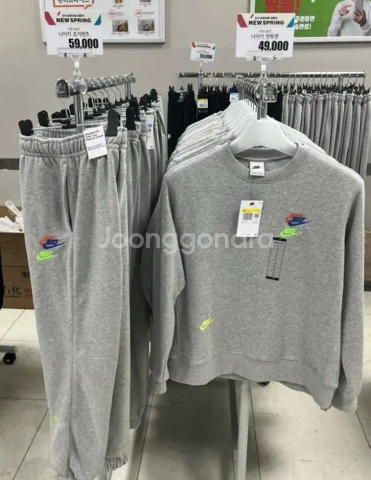 나이키 멀티스우시 프렌치테리 크루넥 맨투맨 조거세트--1