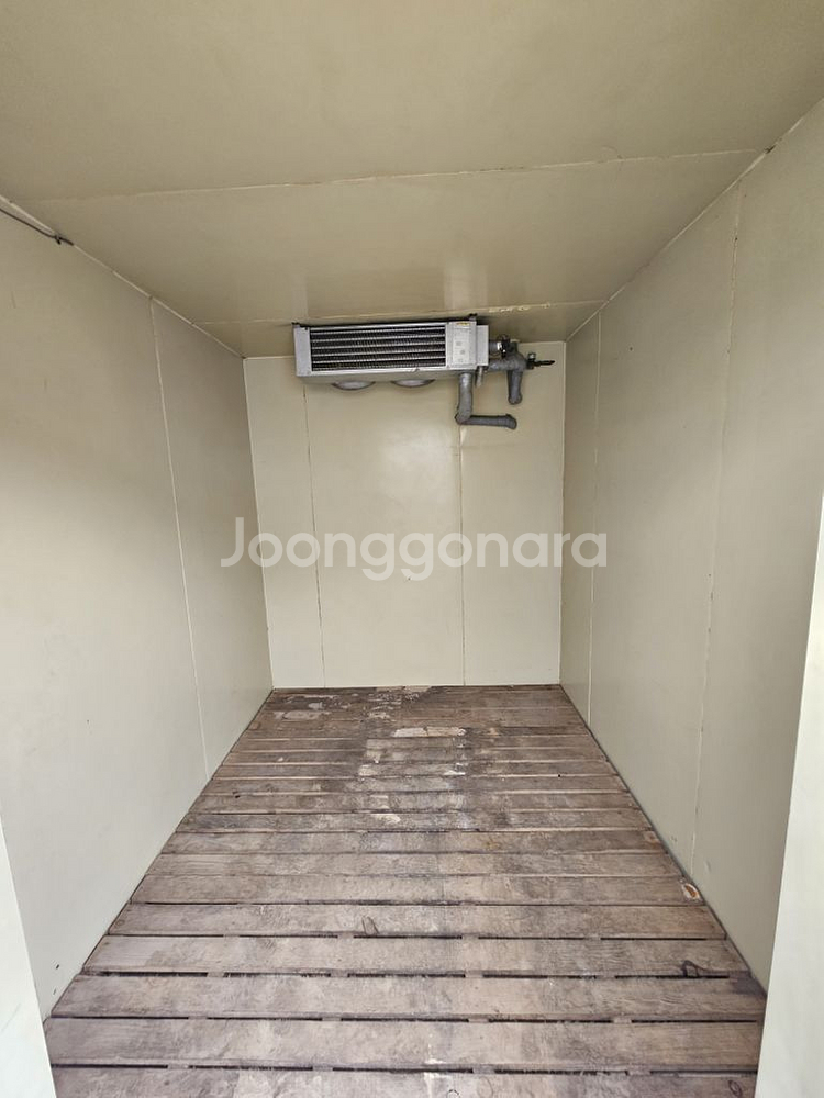 저온창고( 냉동가능) 2개 저렴하게 판매해요!--2