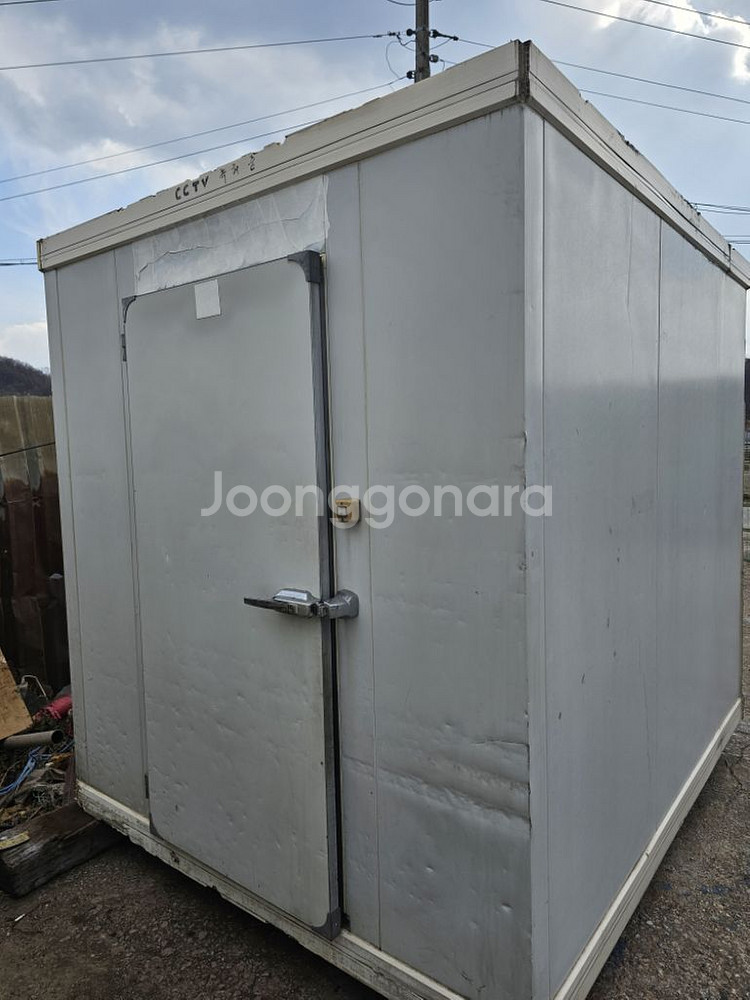 저온창고( 냉동가능) 2개 저렴하게 판매해요!--1