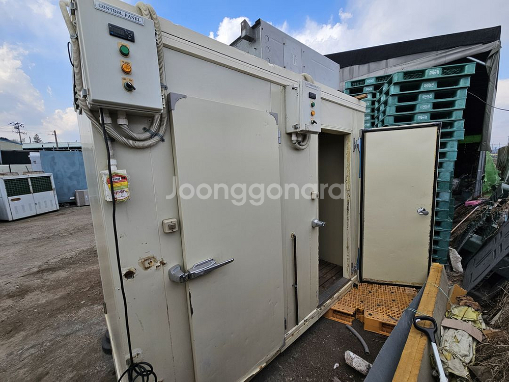 저온창고( 냉동가능) 2개 저렴하게 판매해요!--9