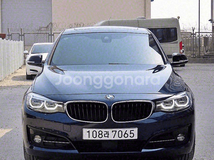 @20년 3시리즈 320d xDrive M스포츠@무사고--0