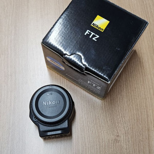 니콘 FTZ 렌즈 어댑터