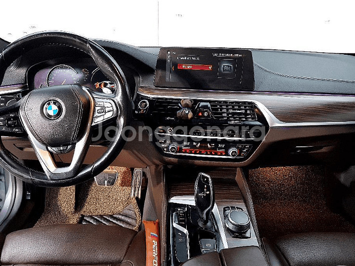 @17년 5시리즈 520d xDrive M 스포츠플러스--2