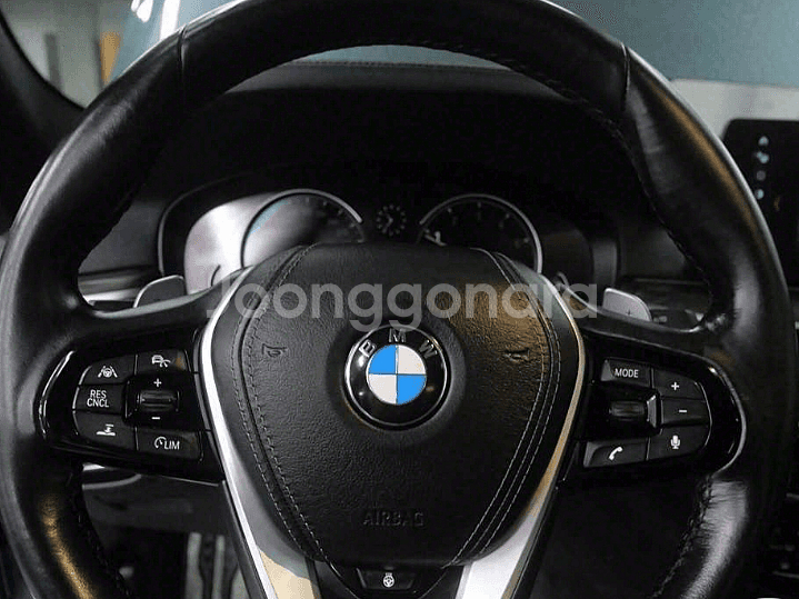@17년 5시리즈 530i xDrive M 스포츠플러스--8
