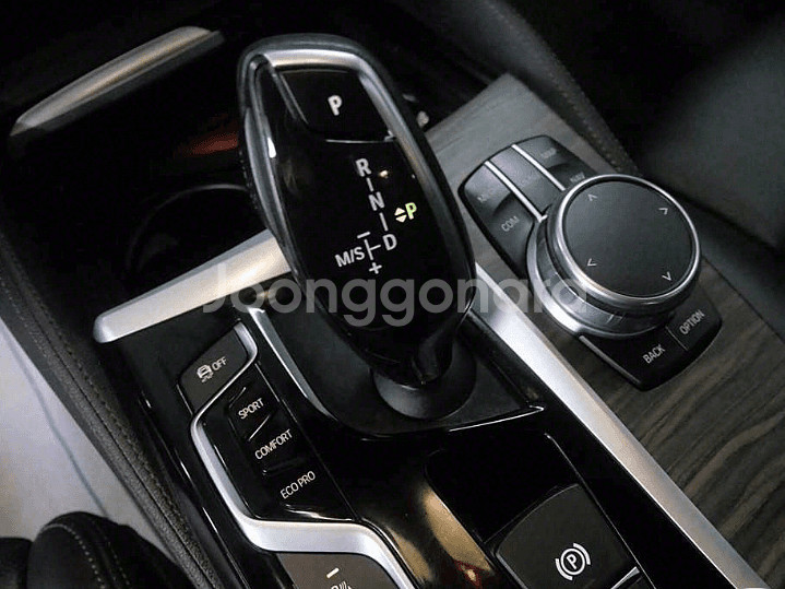 @17년 5시리즈 530i xDrive M 스포츠플러스--7
