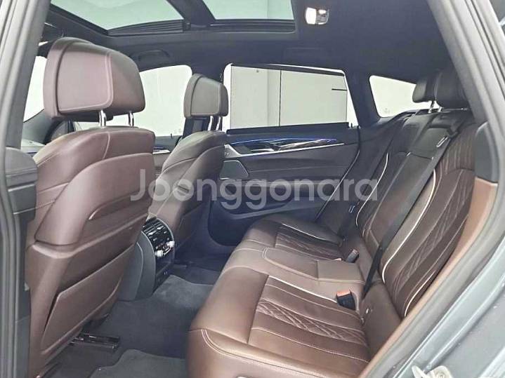 @18년 6시리즈 GT 640I XDRIVE M 스포츠--3