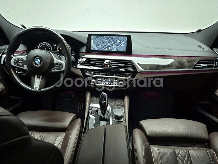 @18년 6시리즈 GT 630D XDRIVE M 스포츠--1