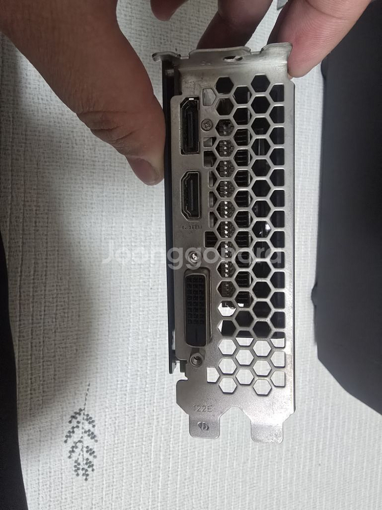 이엠텍 RTX 2060SUPER 그래픽카드 팝니다--3