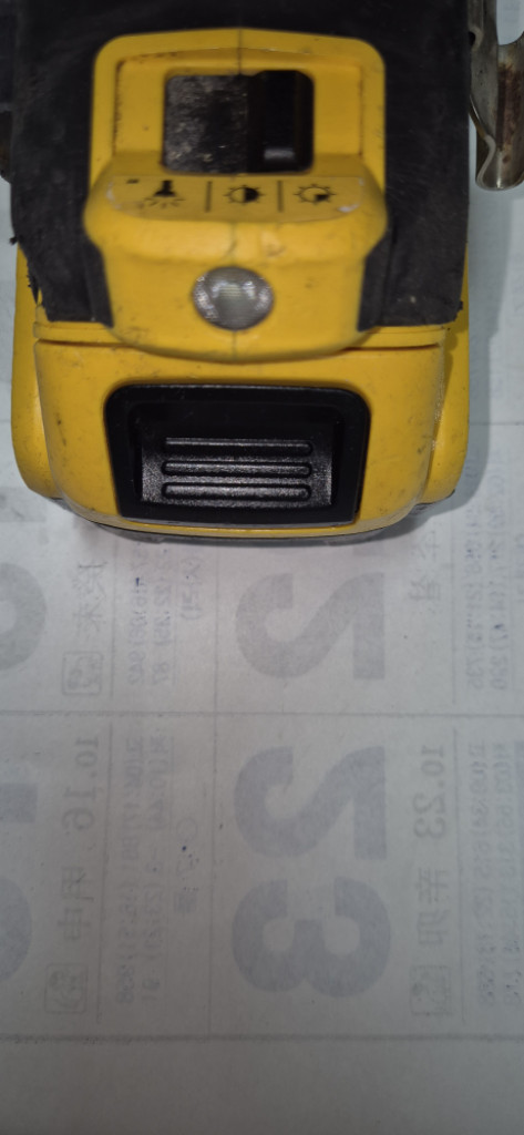 디월트 충전 해머 드릴 DCD796 18V 배터리포함 이미지