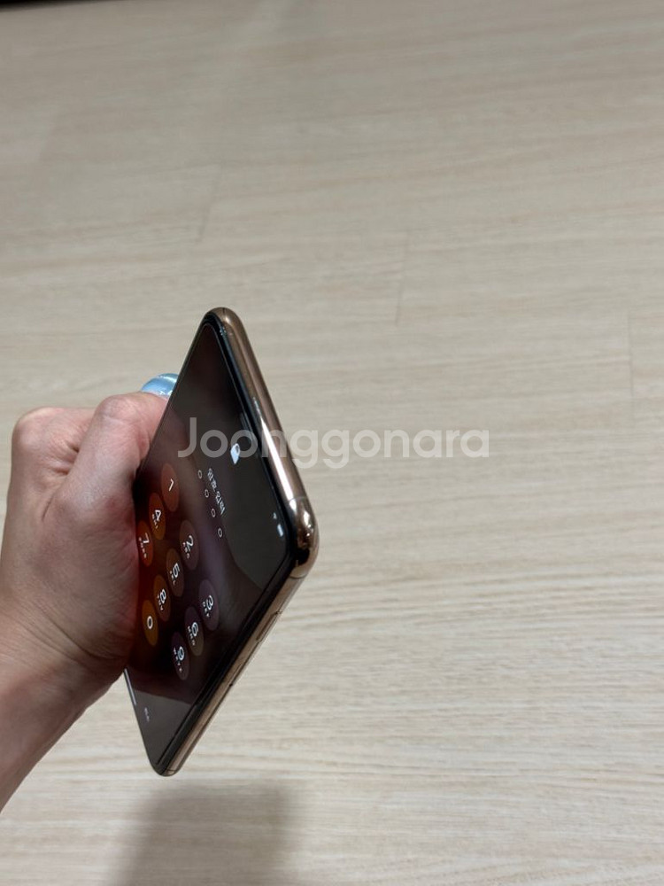 아이폰XS max 64기가 특 A급 배터리효율 100%--4