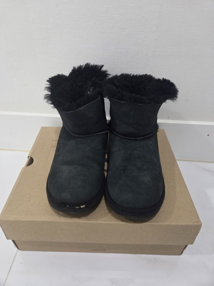 UGG 어그 양털부츠 210--0