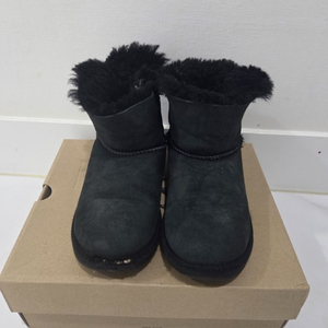 UGG 어그 양털부츠 210