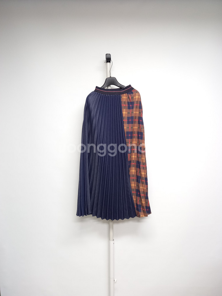 새 제시뉴욕 춘추동 플리츠 플레어 롱 스커트 44--0